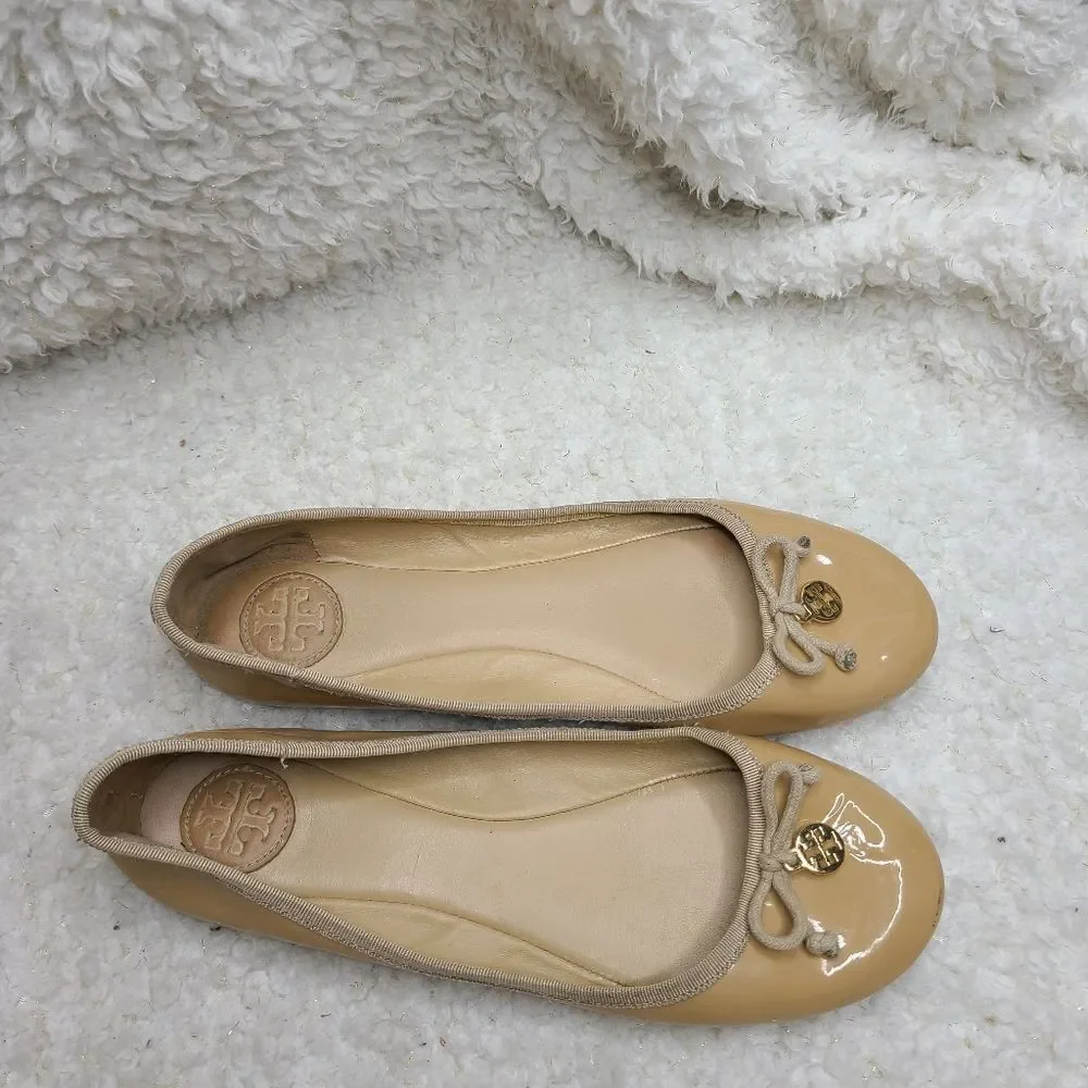 Tory Burch Chelsea‎ Tan Patent Leather Ballet Flats sz 7.5